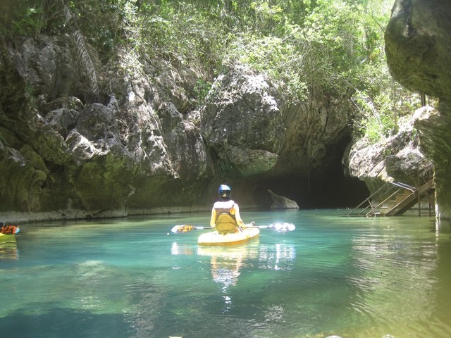 Belize Caves Branch River and 5 Cave Kayaking Excursion WAY BETTER THAN JUST TUBING