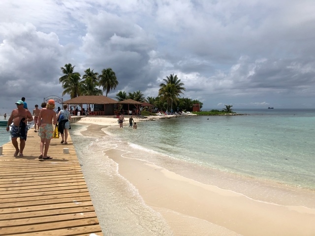 Belize Goff's Caye Island Beach Getaway and Snorkel Excursion natural beauty