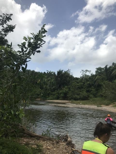 Belize Nohoch Che'en Caves Branch Cave Tubing Excursion Great Experience