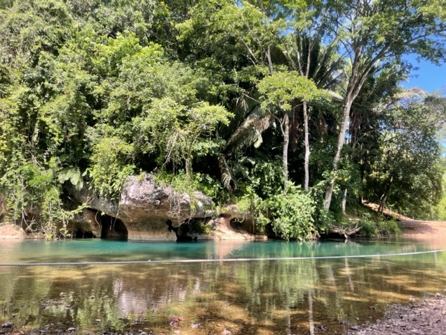 Belize Nohoch Che'en Caves Branch Cave Tubing Excursion with Lunch Super relaxing, affordable, and fun!