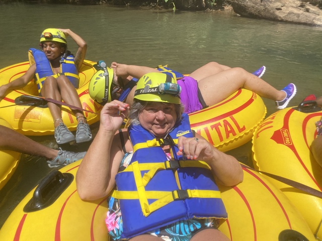 Belize Nohoch Che'en Caves Branch Cave Tubing Excursion with Lunch Tons of fun