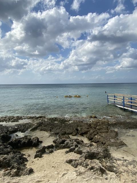 Cozumel Custom Private Jeep Sightseeing, Snorkel, and Beach Club Excursion with Lunch Amazing sites