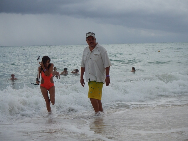 Freeport Prop Club Beach Bar and Grill at Grand Lucayan Day Pass beautiful