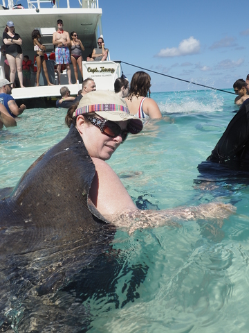 Grand Cayman Captain's Choice Reef and Stingray City Snorkel Excursion Such an amazing adventure