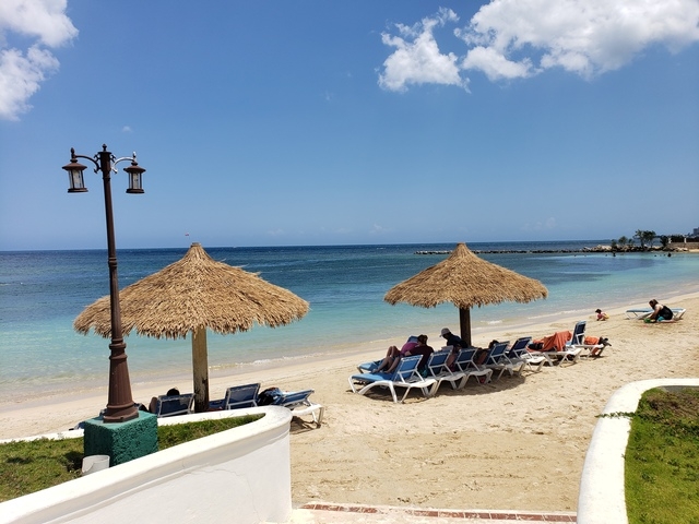 Montego Bay All-Inclusive Sunset Beach Resort Beach Day Pass ?