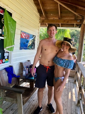 Roatan Discover SCUBA Diving Excursion for Beginners with Boat Dive amazing time!