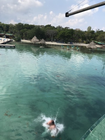 Roatan Relaxed Drift Snorkel, Monkey and Sloth Hangout and Beach Break Excursion Fantastic tour!