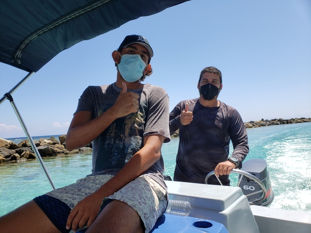 Roatan Relaxed Drift Snorkel, Monkey and Sloth Hangout, and Beach Excursion Fantastic day with ROA!