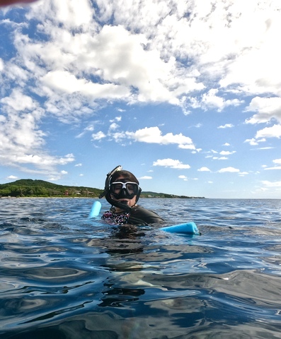 Roatan Relaxed Drift Snorkel, Monkey and Sloth Hangout, and Beach Excursion What a Fabulous Day!!!