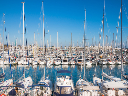 Barcelona Spain baneteau sailboat Excursion Cost