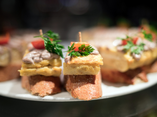 Barcelona wine tasting wallking Shore Excursion Reservations
