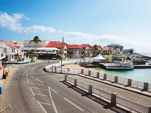 Grand Cayman heroes wall Cruise Excursion Reviews