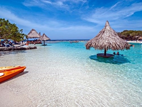 Roatan beach day pass Excursion Cost