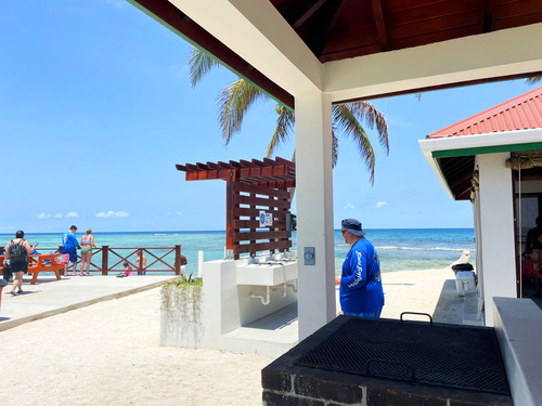 Belize Goff's Caye beach Tour Booking