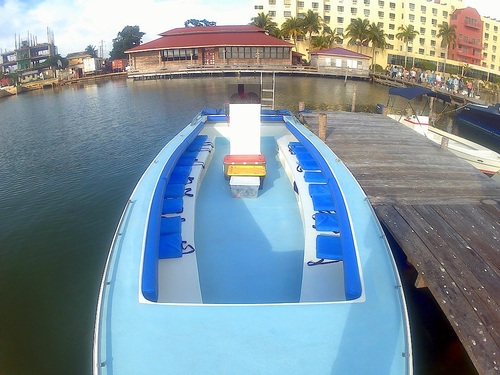 Belize Private Group Hol Chan Marine Park & Shark Ray Alley Snorkel, and Caye Caulker Island Beach Excursion