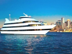 Boston Harbor Cruise and Buffet Lunch Excursion 
