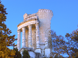 Cannes to Eze, La Turbie and Monte Carlo Sightseeing Excursion