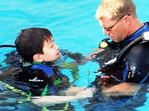 St Maarten  Philipsburg discover scuba dive Cruise Excursion