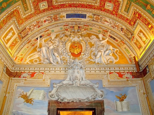 Civitavecchia Trevi fountain Private Excursion Reservations