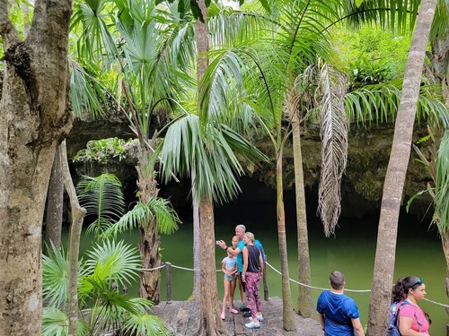 Cozumel Combo Jeep Sightseeing and ATV with Jade Caverns Adventure 