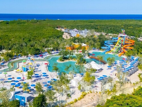 Cozumel Kuza Park Day Pass & El Cielo Snorkeling Excursion
