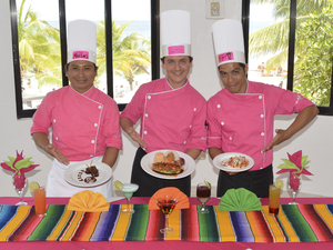 Cozumel Mexican Cooking Class and Playa Mia Beach Break Excursion