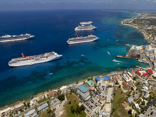 cruise_tender_port_in_grand_cayman_671-242.jpg