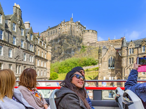 Edinburgh Lawnmarket Tour Cost