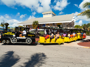 Fort Lauderdale to Key West Day Trip with Conch Train Excursion