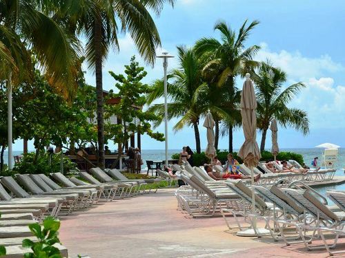 Freeport Prop Club Beach Bar and Grill at Grand Lucayan Day Pass