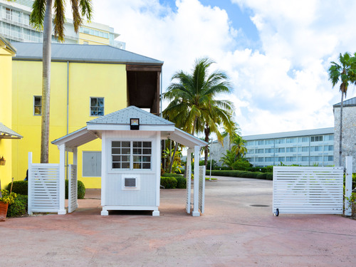 Freeport Prop Club Beach Bar and Grill at Grand Lucayan Day Pass