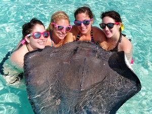 grand cayman catamaran stingray city