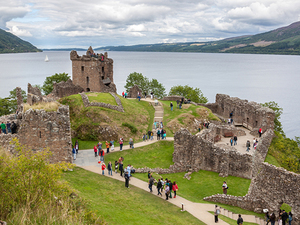 Invergordon Loch Ness, Glen Ord Whisky Distillery, and Urquhart Castle Excursion