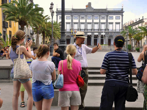 Las Palmas  Gran Canaria gothic quarter walking Cruise Excursion Reservations