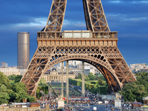 Le Havre Paris Hop On Hop Off City Sightseeing Bus Excursion