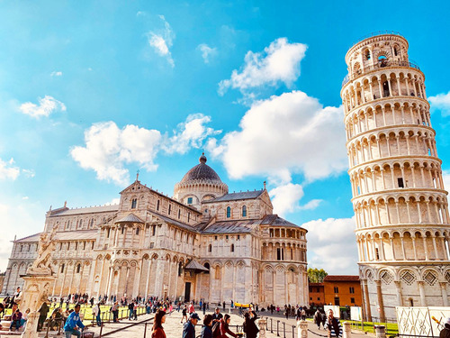 Livorno Shuttle Service to Pisa and Hop-on Hop-off Sightseeing Excursion
