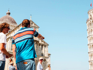 Livorno to Pisa and Leaning Tower Entrance Ticket with Optional Walk Excursion