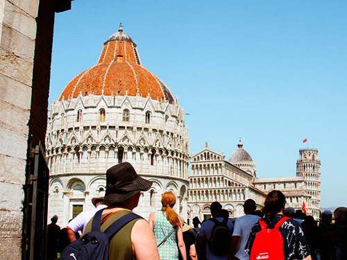 Livorno to Pisa and Leaning Tower Entrance Ticket with Optional Walk Excursion