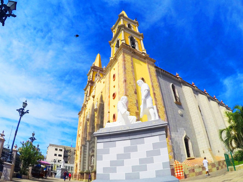 Mazatlan City Sightseeing and All-Inclusive Excursion