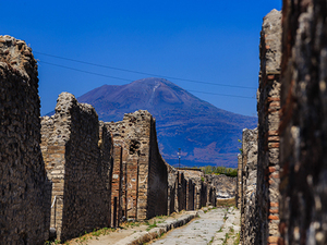 Naples Pompeii and Mount Vesuvius Hike with Optional Lunch or Wine Excursion