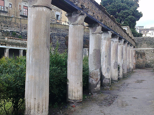 Naples Ruins Shore Excursion Booking