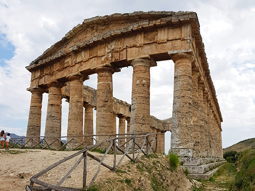 Palermo Full Day Segesta with Wine Experience Excursion