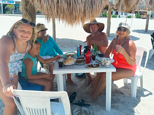 Progreso All-Inclusive Criss & Sands Beach Club Excursion