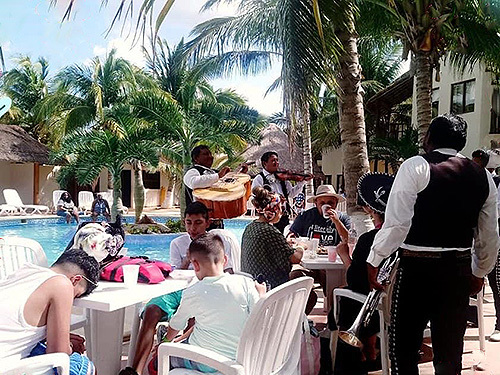 Progreso (Yucatan) Seniors Beach Day Shore Excursion Reservations