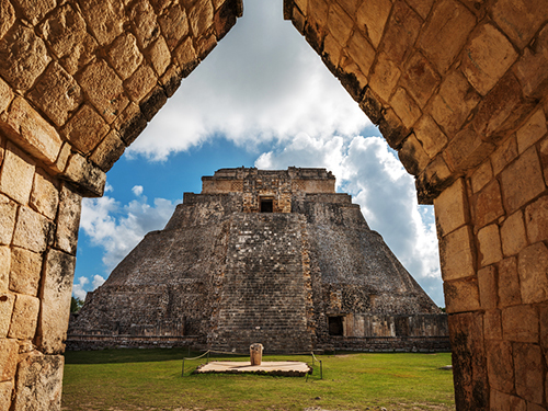 Progreso (Yucatan) Mayan Architecture Walking Shore Excursion Reviews