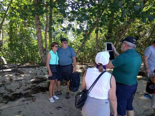 Puerto Limon Private Highlights, Rainforest, City, River Cruise, Banana Plantation and Shopping Excursion