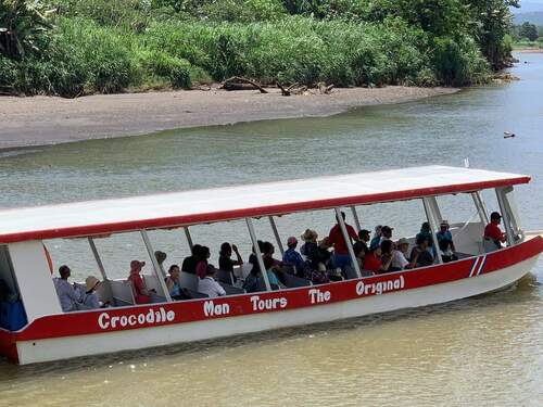 Puntarenas Private Rainforest Treetop Skywalk and Tarcoles River Cruise Excursion