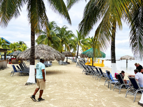 Honduras Beach  Tour Reservations