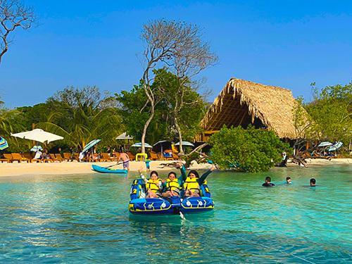 Roatan Brady's Caye Beach Day Pass Cruise Excursion Reservations