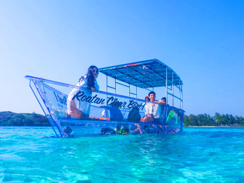 Roatan Clear Boat, Snorkeling, and Private Beach Club Excursion